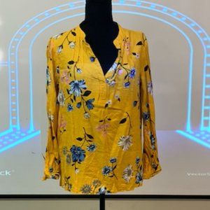Old Navy yellow floral shirt,M